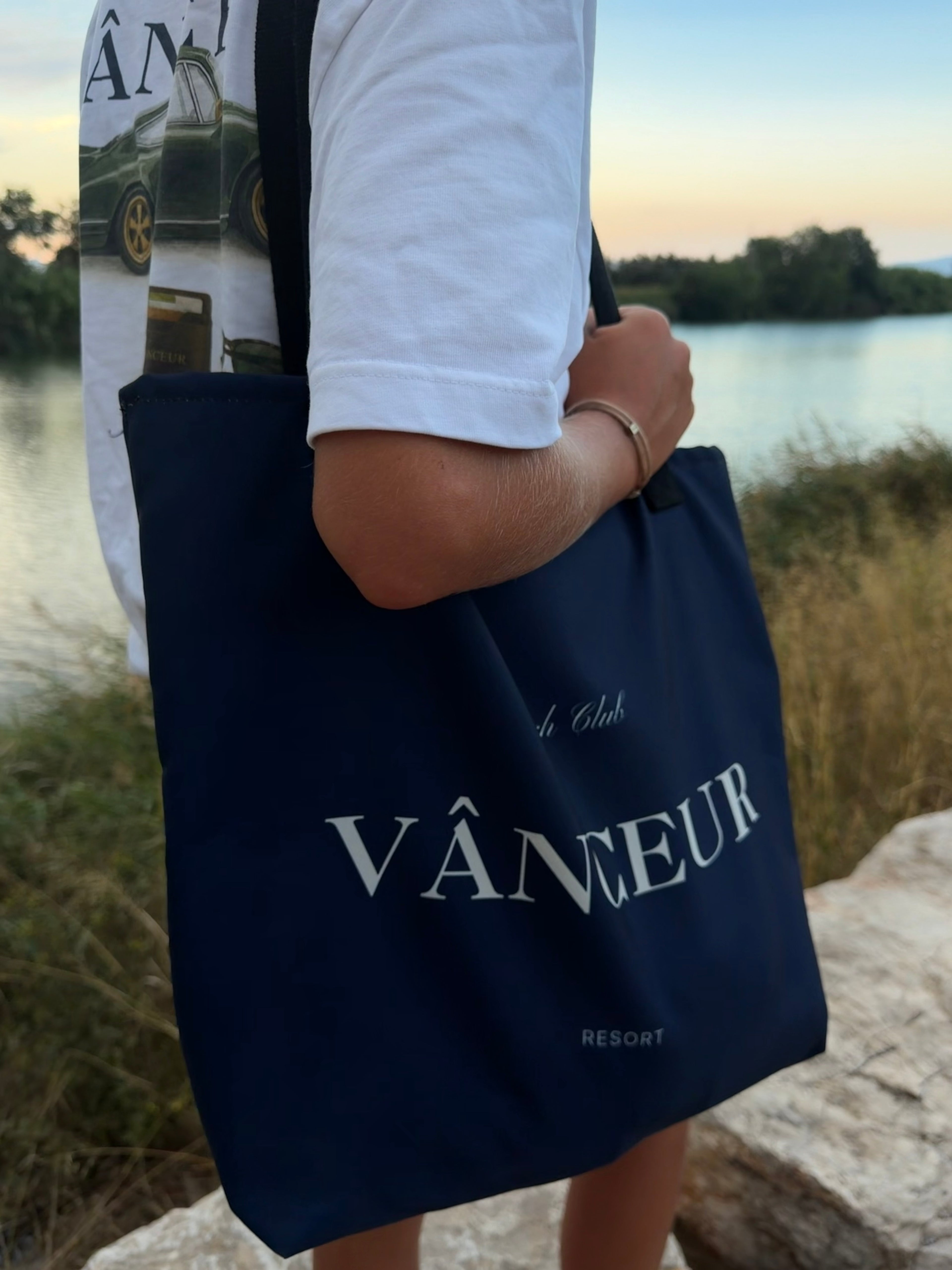 Vânceur Tote Bag